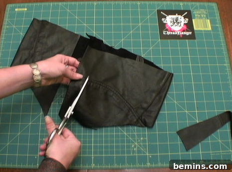 Illustration to make a pirate costume.