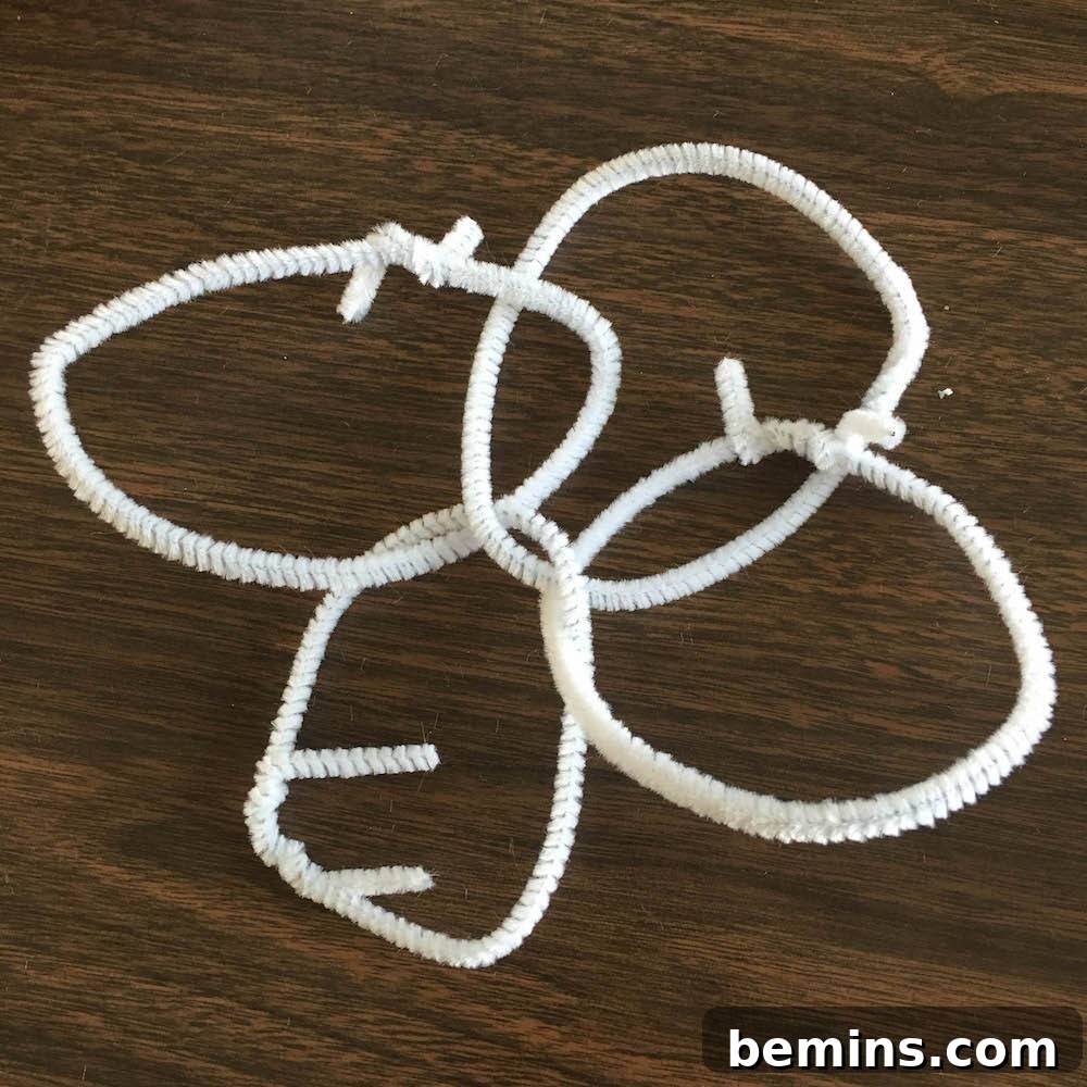 Assembling Pipe Cleaner Clusters for Crystal Lamp