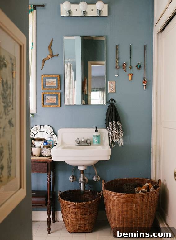 8 Ways to Reimagine Your Rental Bathroom 4 Stylish Storage Baskets