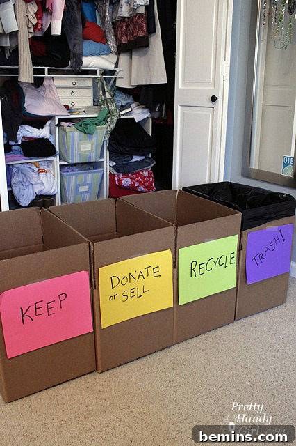 Effortless Moving 15 Tips for a StressFree Relocation 4 15 Tips For A Stress Free Move - Decluttering Clothes