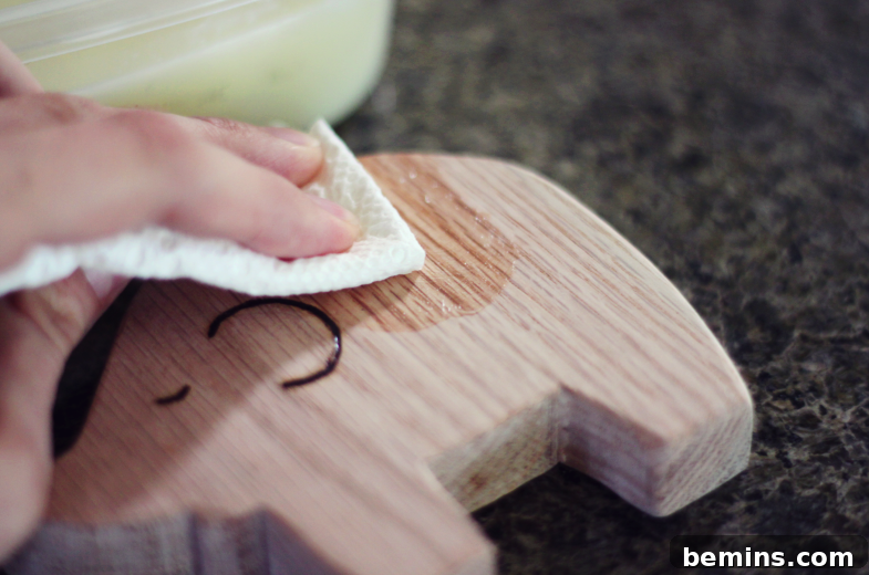 Roundup: 10 Ways To Finish Wood Naturally