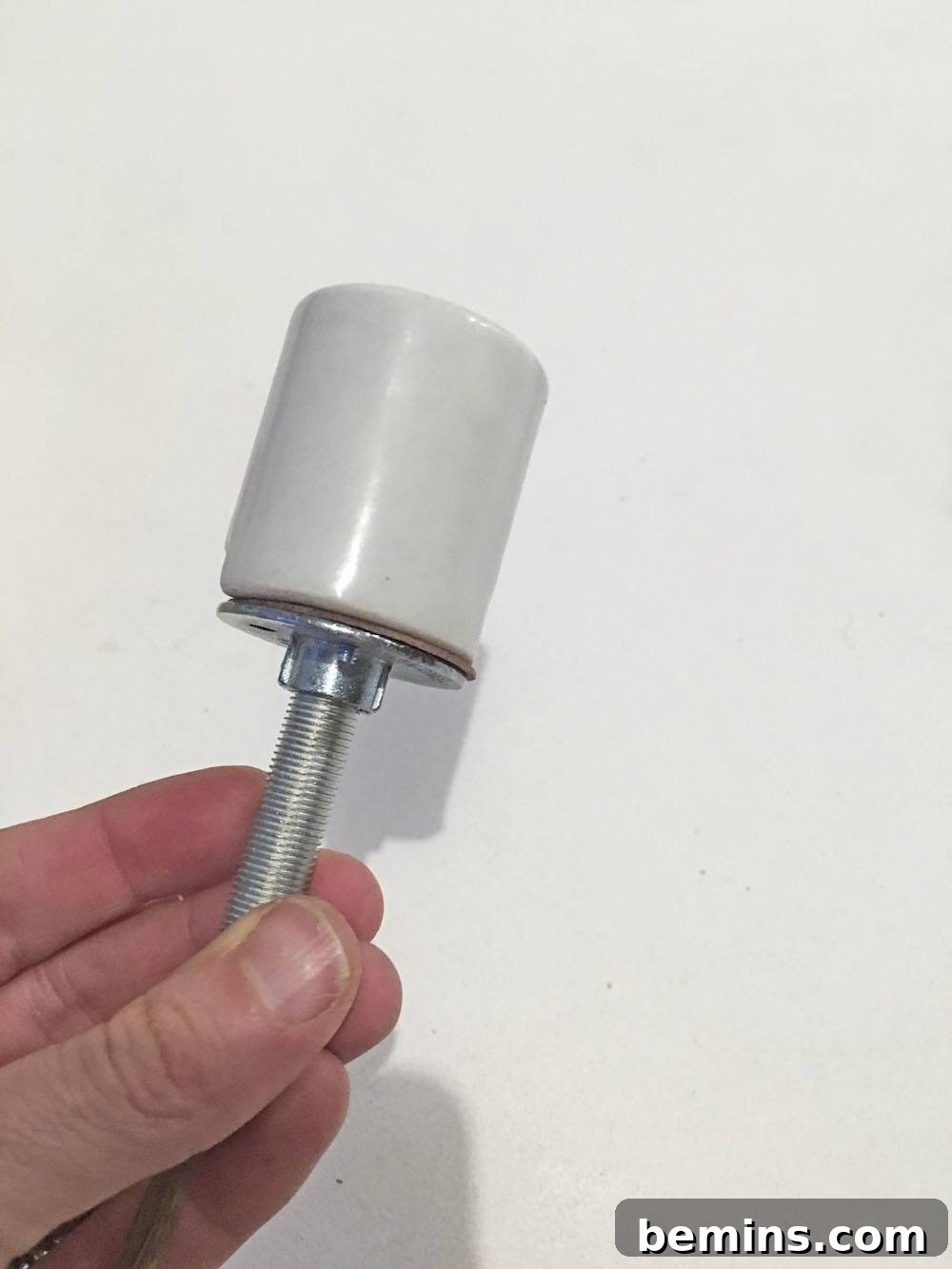 Close-up of the lamp cord connection
