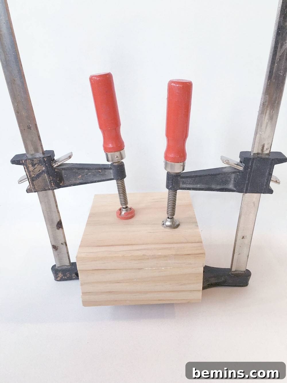 Clamping the wood block