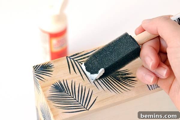 Sealing the Wood Tray