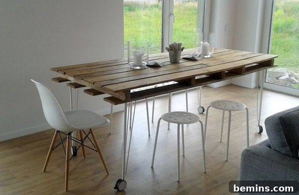 DIY pallet dining table