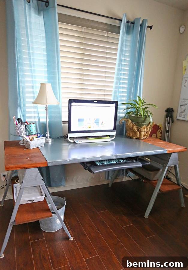 DIY industrial furniture - sawhorse desk
