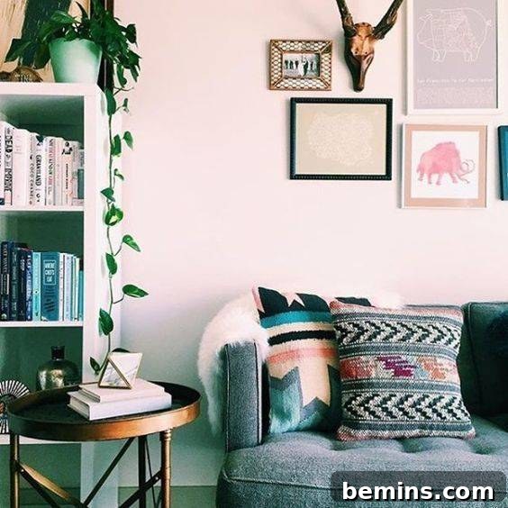 Our Top Picks: Southwestern Fabrics and Designs 10 Southwest Pillows: Simple additions of patterned pillows can easily bring Southwestern flair to a room.