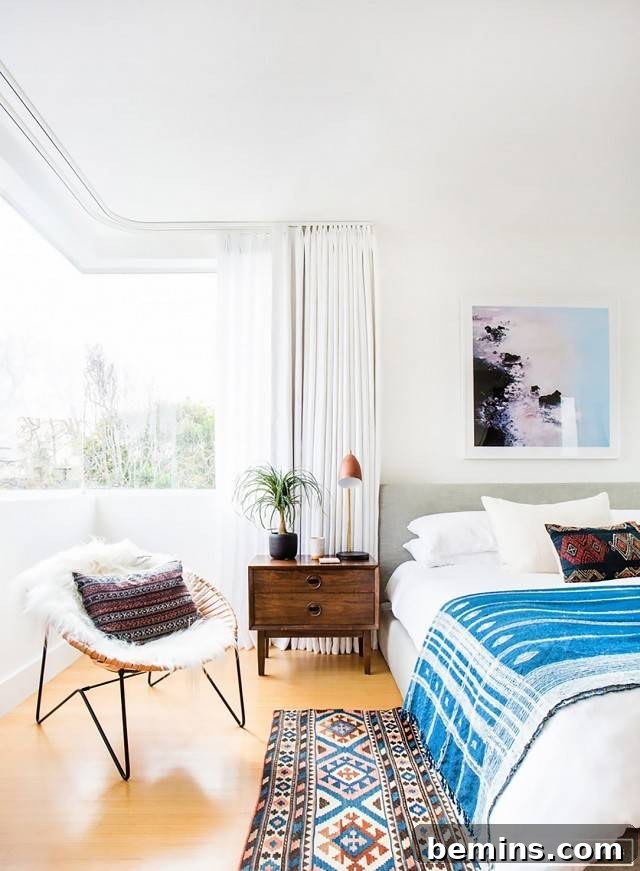 Southwestern Sanctuary: 10 Breathtaking Room Designs 7 Southwestern Bedroom with White Walls