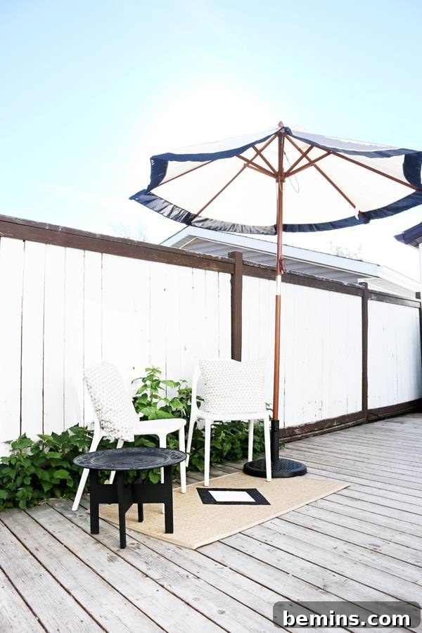 Stylish DIY modern outdoor rug on a patio