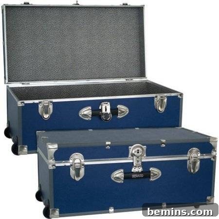 Mercury Luggage Seward Trunk for Dorms