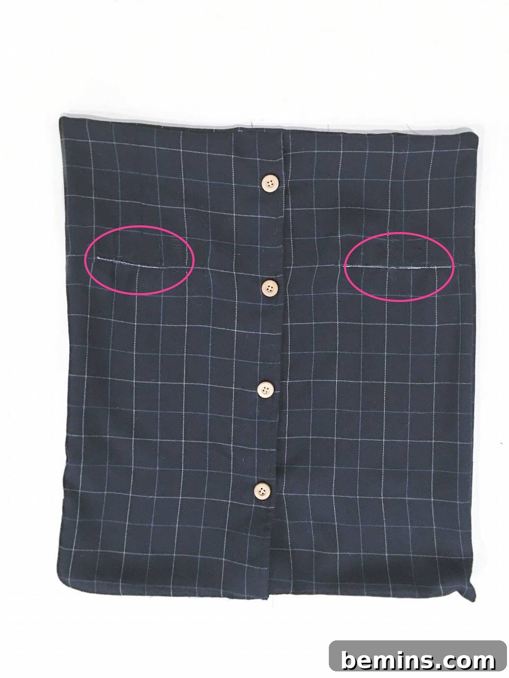 Using Dress Buttons as Pillow Enclosure
