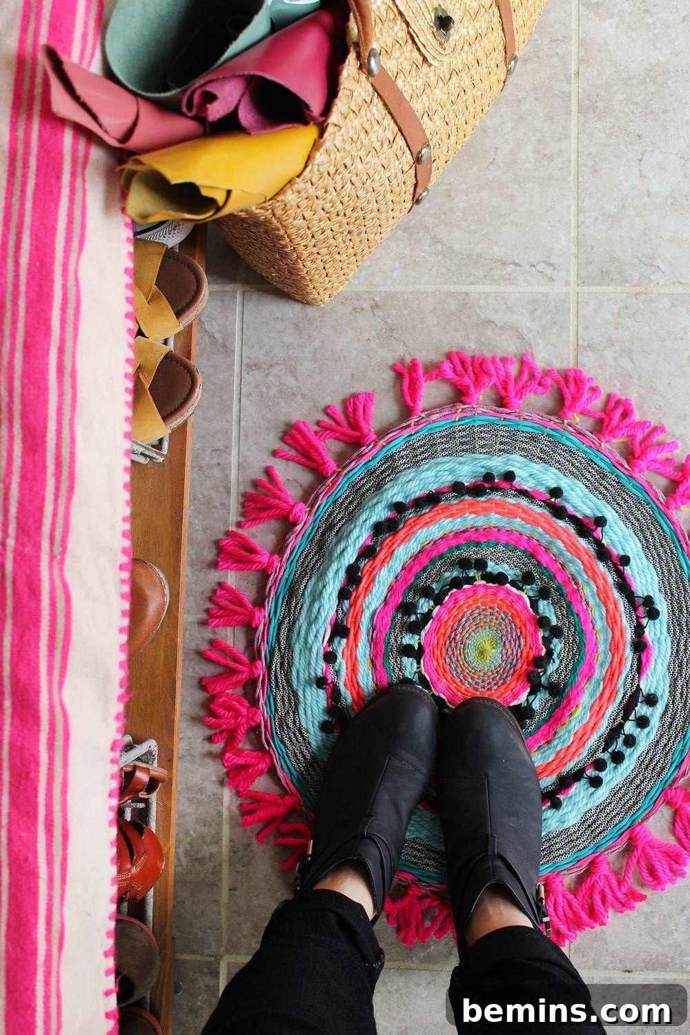 Woven circle mat made from yarn scraps
