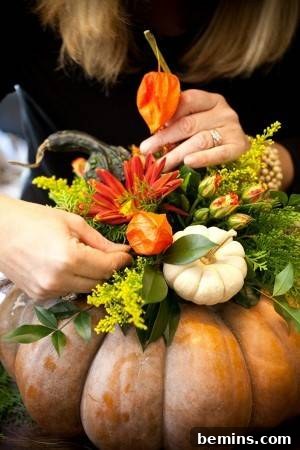 Stunning Autumn Table Decor Ideas 9 A professional-looking DIY floral centerpiece for fall.