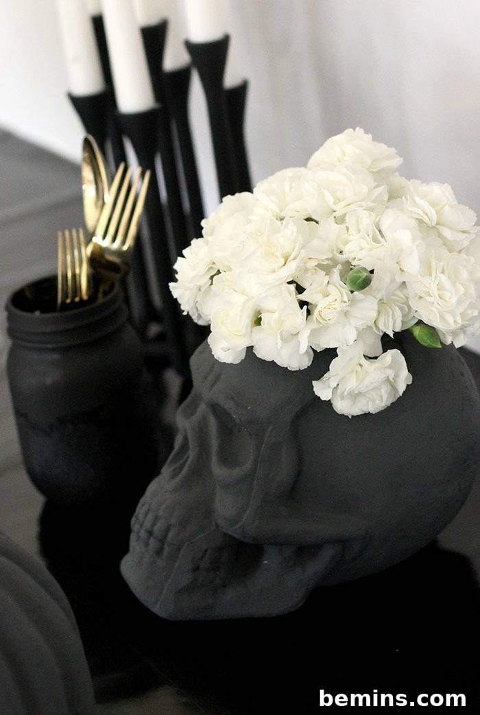Elegant Skull Vase Halloween Decor