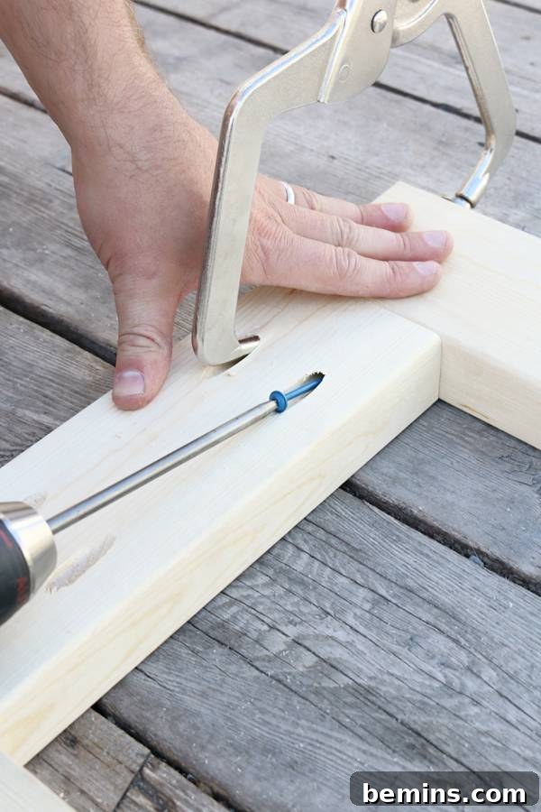 Creating a Stylish Storage Bench: A DIY Guide 8 Attaching the Frame with Pocket Hole Screws