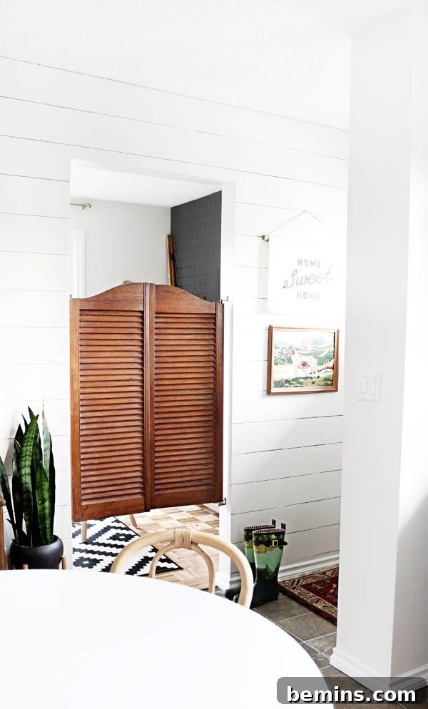 Smart Storage Solutions: An Effortless Mudroom Makeover 13 Finished Mudroom Makeover: Organized and Inviting