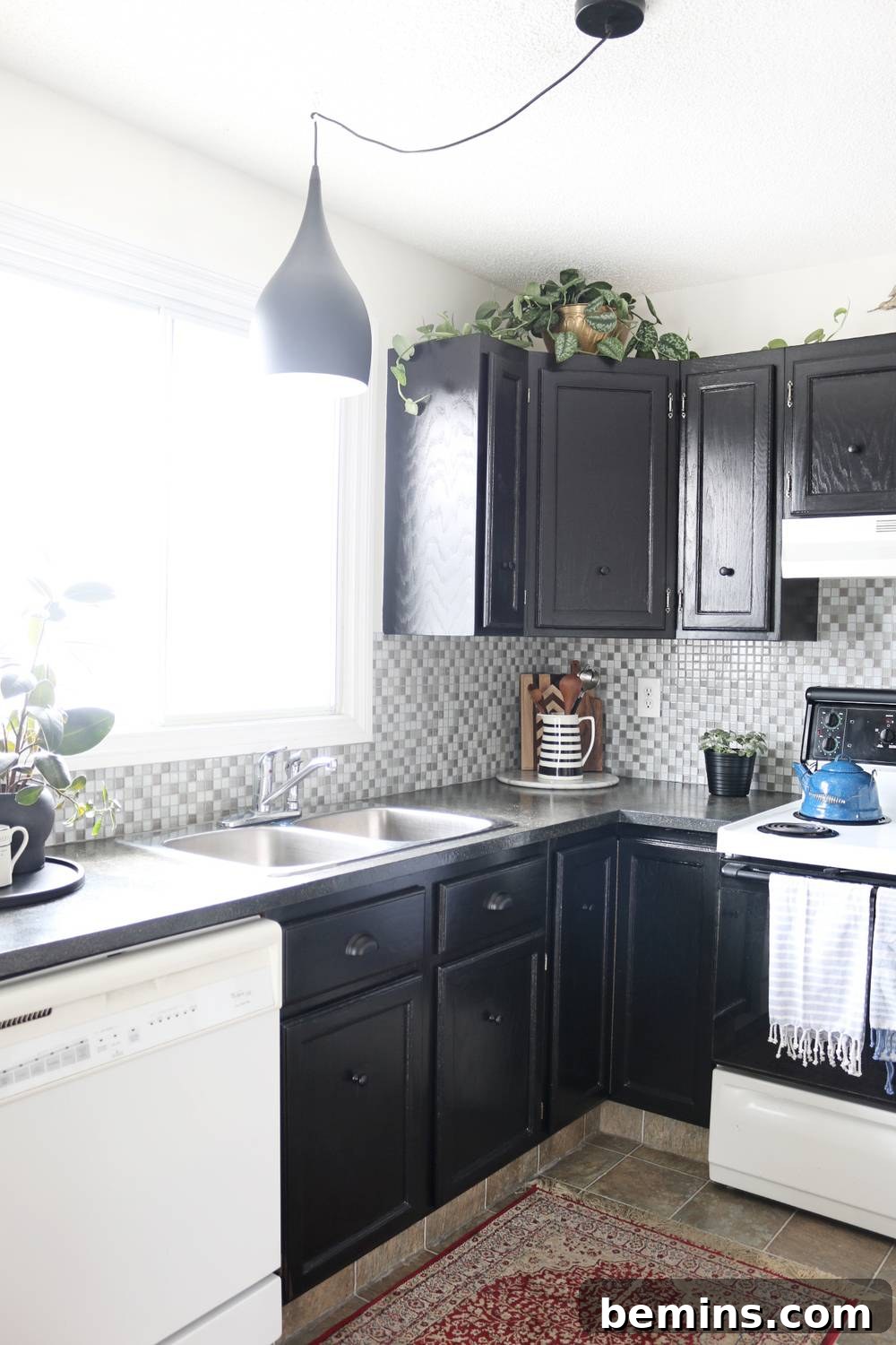 After: A Budget-Friendly Kitchen Transformation