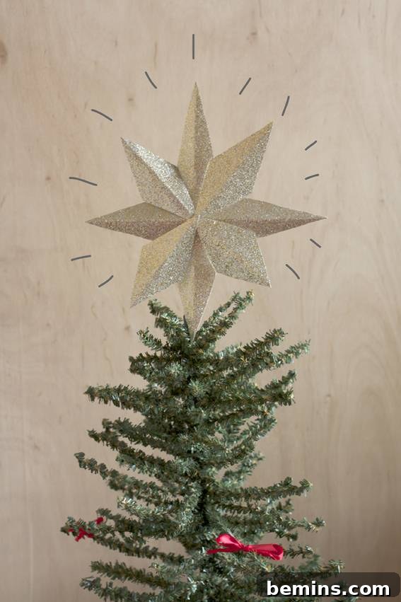 30 Dazzling Christmas Tree Toppers: Buy or DIY 7 Glitter Paper Christmas Tree Topper